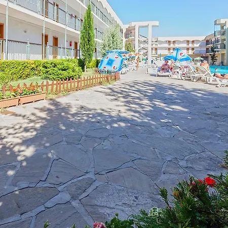 Amfora Отель 3*